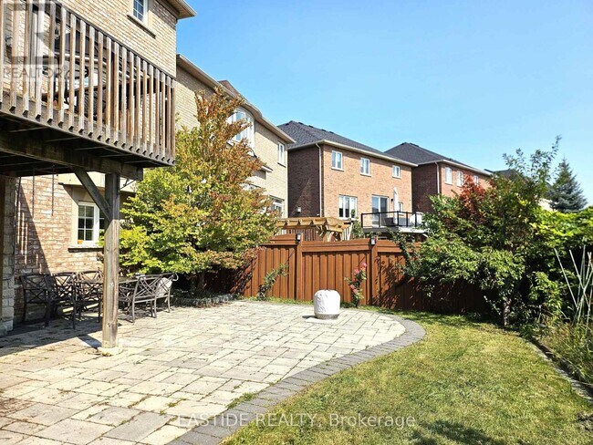 33 Valmont Ave in Richmond Hill, ON - Building Photo - Building Photo