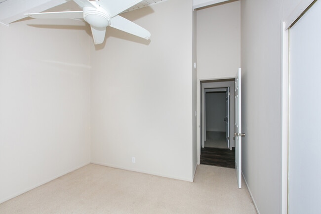 property at 95-146-146 Kipapa Dr
