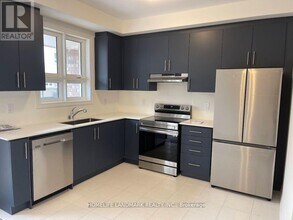 81 Imperial College Ln in Markham, ON - Building Photo - Building Photo