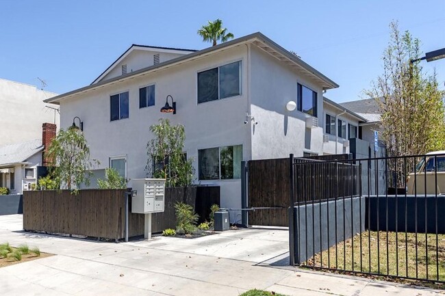 716 Cole Ave