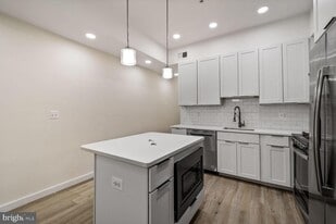 1112 5th St NW in Washington, DC - Building Photo