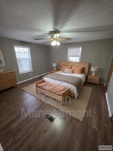 16 English Village Park in Nixa, MO - Building Photo - Building Photo