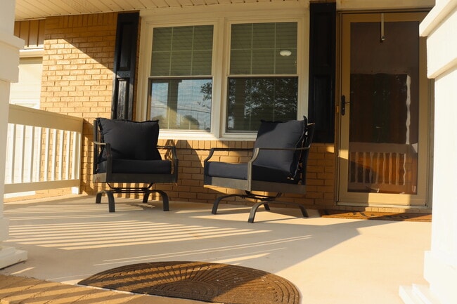 390 Dr Martin Luther King Pky in Athens, GA - Building Photo - Building Photo