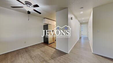 2414 N St NE in Auburn, WA - Building Photo - Building Photo