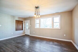 8570 Penns Hill Rd in La Plata, MD - Building Photo - Building Photo