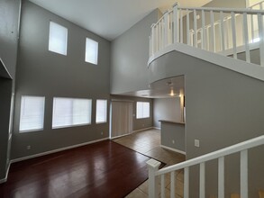 11943 Camden Brook St in Las Vegas, NV - Foto de edificio - Building Photo