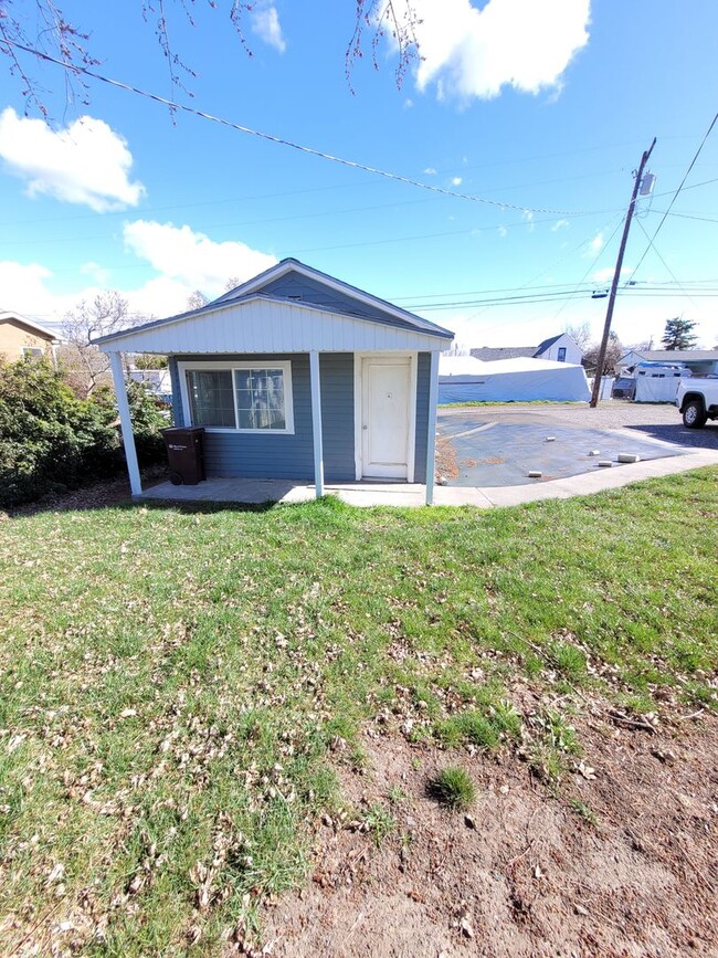 property at 517 12th St