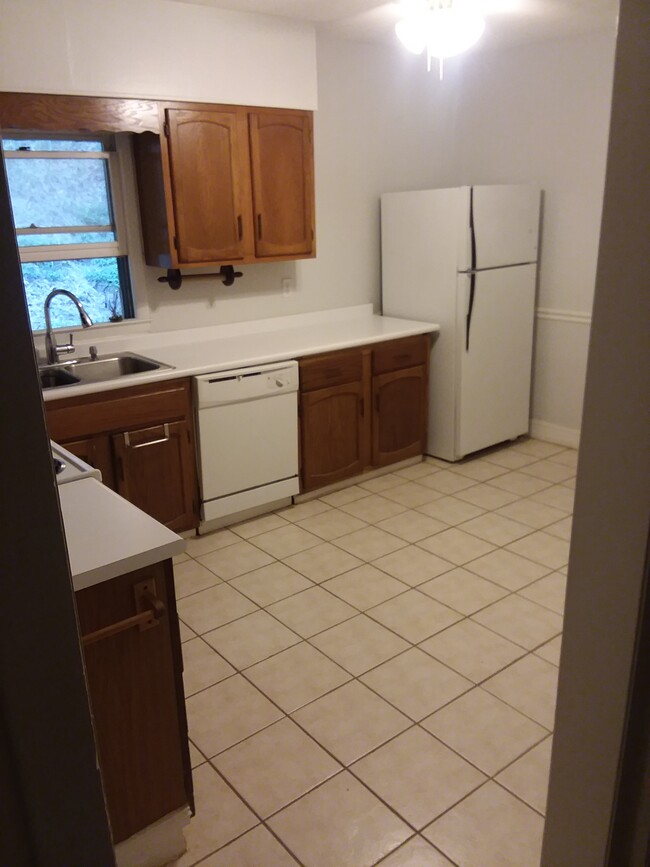 545 School Rd, Unit A1 in Asheville, NC - Building Photo - Building Photo