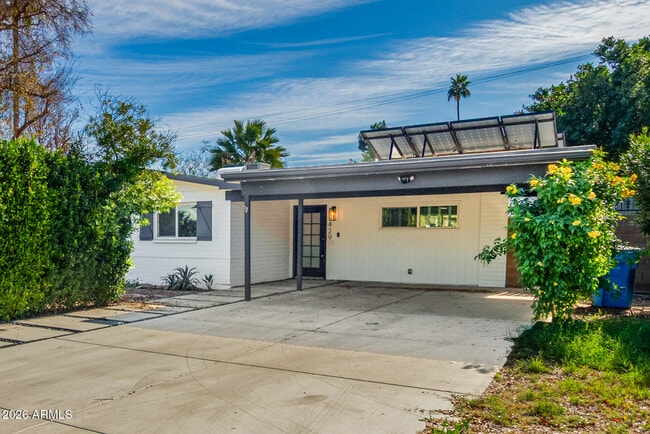 property at 429 W Flower St