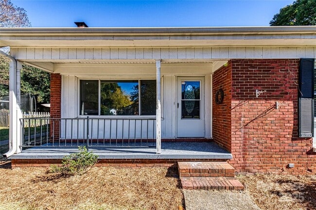 1913 Optimist Ln in Charlotte, NC - Building Photo - Building Photo