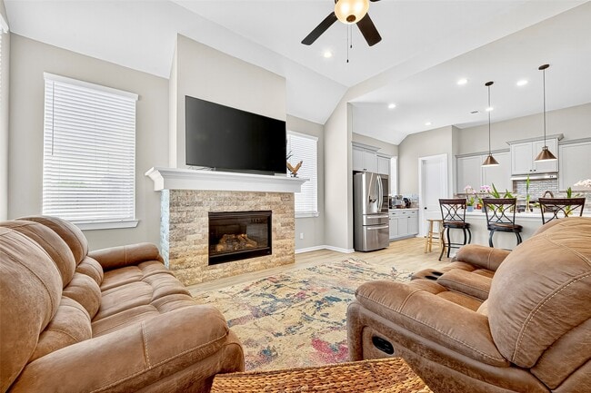 6034 Painted Plains Ln in Fulshear, TX - Building Photo - Building Photo