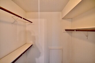 4404 Basswood Ln in Bellaire, TX - Building Photo - Building Photo