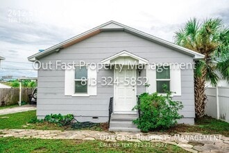 2412 51st Ave N in St. Petersburg, FL - Building Photo - Building Photo