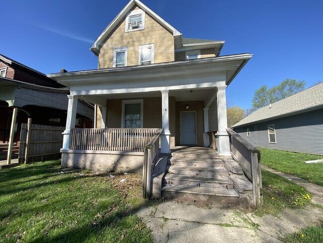 121 Gilbert Ave photo'