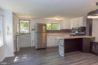 446 Clearview Ave in Trevose, PA - Building Photo - Building Photo