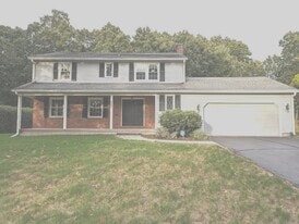 867 Shaker Rd in Longmeadow, MA - Building Photo