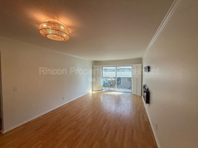 property at 236 E Surfside Dr