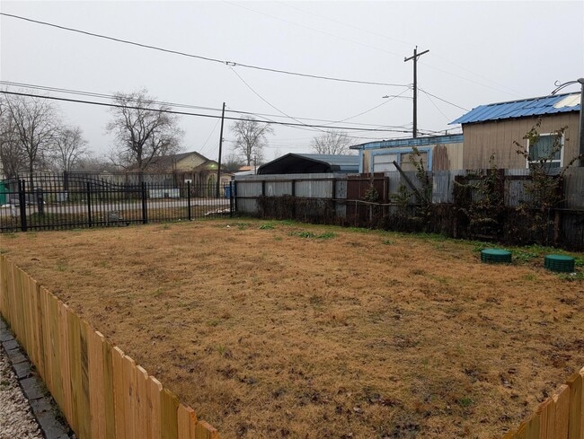 property at 2513 Kowis St