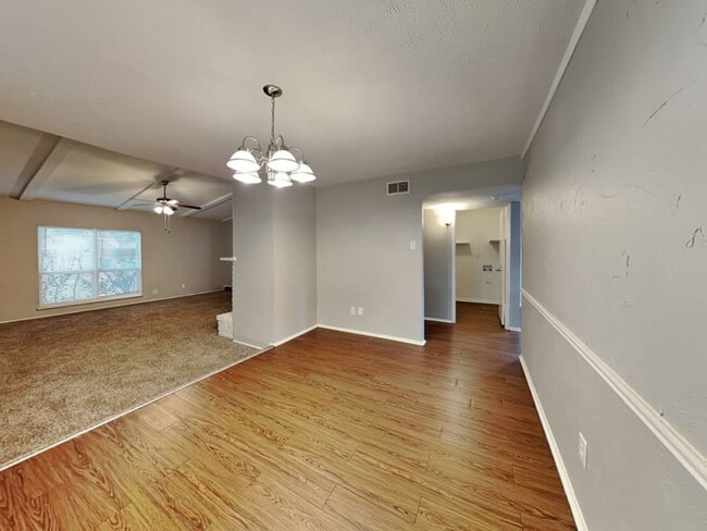 4011 Brookmoor Dr in Arlington, TX - Building Photo - Building Photo
