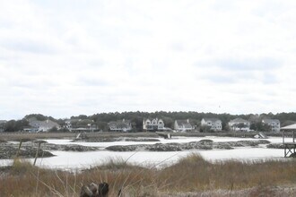 1154 Cottage Rd in Charleston, SC - Building Photo - Building Photo