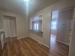 896 Wescott Square in Eagan, MN - Building Photo - Building Photo