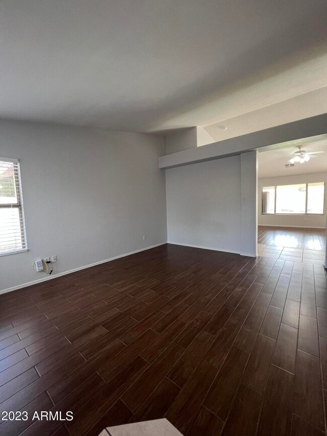 1171 W Goldfinch Way in Chandler, AZ - Building Photo - Building Photo