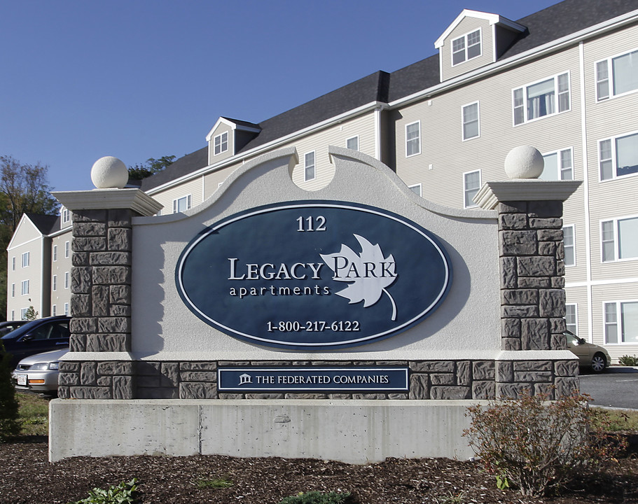 Legacy Park Apartments in Lawrence, MA - Foto de edificio