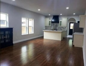 4313 Polk St in Houston, TX - Building Photo - Building Photo
