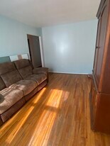 4120 210th St, Unit 1fl in Bayside, NY - Building Photo