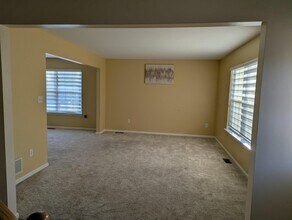 4 Tether Cir in Deptford, NJ - Building Photo - Building Photo