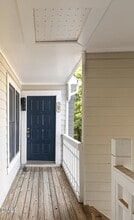 1021 Brighthurst Dr, Unit 307 in Raleigh, NC - Foto de edificio - Building Photo