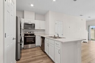 7810 Merchants Way in Jacksonville, FL - Building Photo - Building Photo