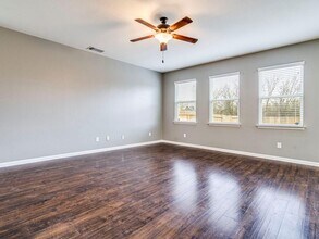 216 Isabel Ln in Kyle, TX - Building Photo - Building Photo