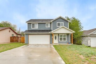 5624 Donnelly Ave in Fort Worth, TX - Building Photo