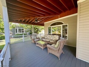 38 Totowa Rd in Wayne, NJ - Building Photo - Building Photo