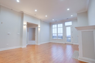 1781 Tudor Ln in Northbrook, IL - Building Photo - Building Photo