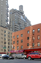 U.N. Park Condominiums in New York, NY - Building Photo - Building Photo