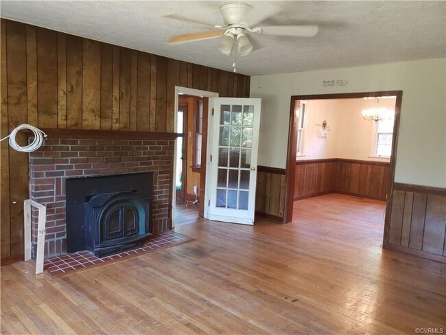 14201 Harrowgate Rd in Chester, VA - Building Photo - Building Photo