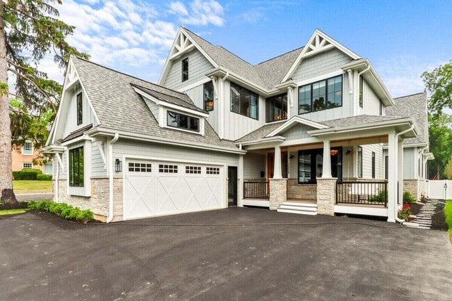 property at 1229 W Main St