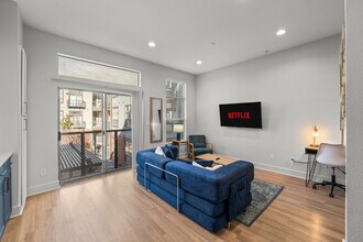 2901 Indiana St, Unit SI ID1431237P in Dallas, TX - Building Photo - Building Photo