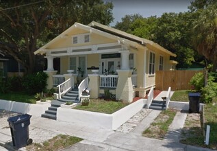 934 E 11th Ave in Tampa, FL - Foto de edificio - Building Photo