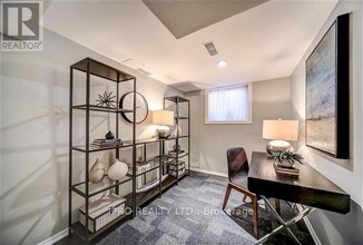 109 Vanbrugh Ave in Toronto, ON - Building Photo - Building Photo