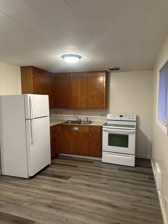 231 NE 10th St in Prineville, OR - Building Photo