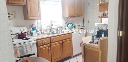 1315 Emma Ave in Des Moines, IA - Building Photo - Building Photo