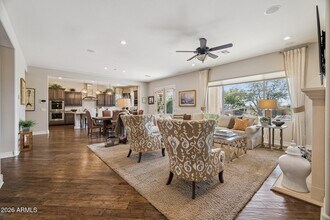 5907 E Calle de Las Estrellas Rd in Cave Creek, AZ - Building Photo - Building Photo