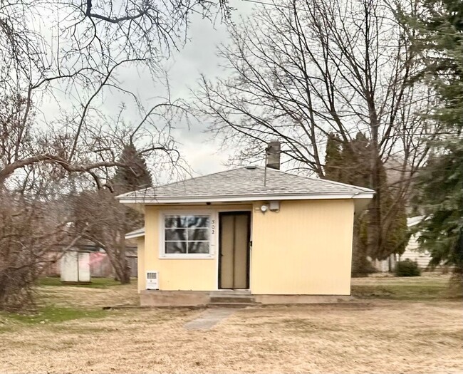 502 F Ave in La Grande, OR - Building Photo - Building Photo