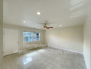1814-1816 Woodside Rd in Redwood City, CA - Building Photo - Building Photo