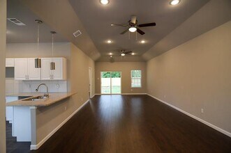 1436 E Baltimore Ave in Fort Worth, TX - Building Photo - Building Photo