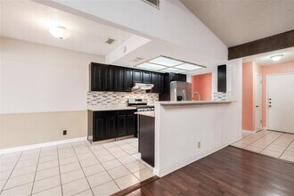 4700 Franklin Park Dr in Austin, TX - Building Photo - Building Photo