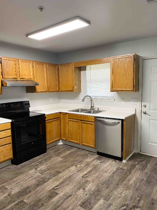 160 Wilson Ave in Fitzgerald, GA - Building Photo